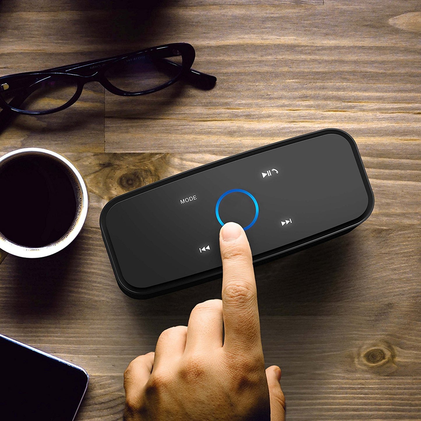 Bluetooth Speaker DOSS SoundBox, Portable Wireless Bluetooth 4.0 Touch Speakers with 12W HD Sound and Bold Bass, Handsfree, 12H Playtime for Echo Dot, iPhone, iPad, Samsung, Tablet, Gift Ideas[Black]