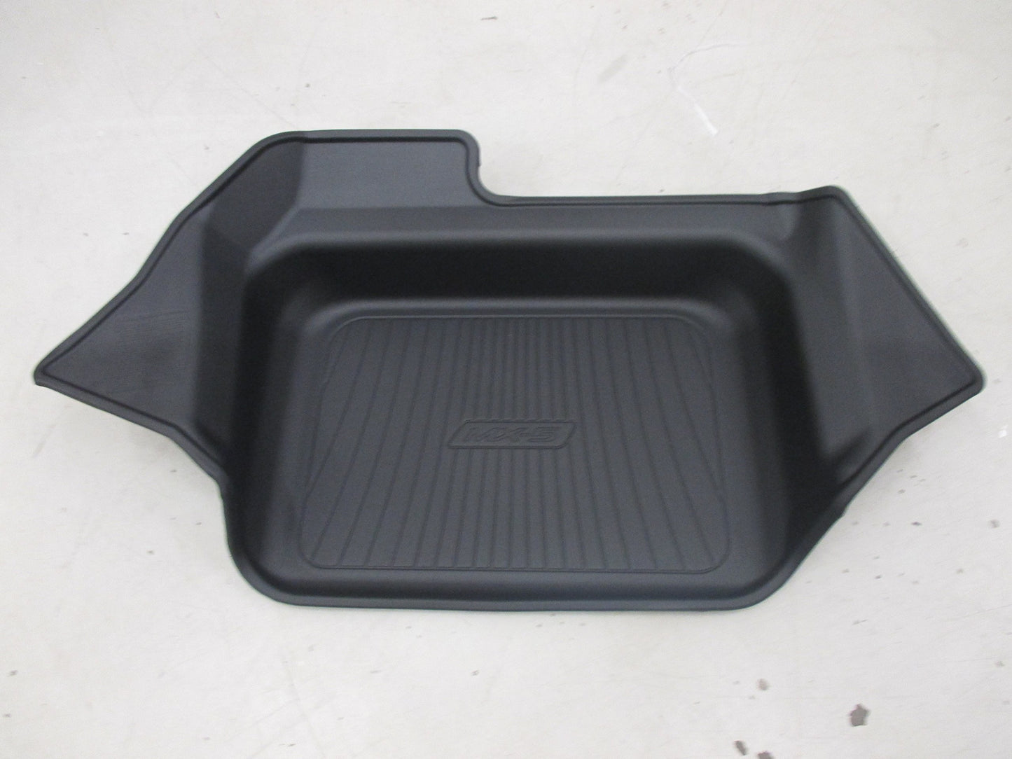 New OEM Mazda MX-5 Miata 2016 black rubber cargo tray 0000-8B-D31